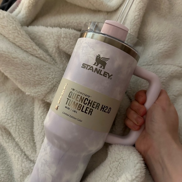 Stanley Wisteria Purple Tie Dye Tumbler 40oz Quencher New Limited Edition Target - Picture 5 of 7